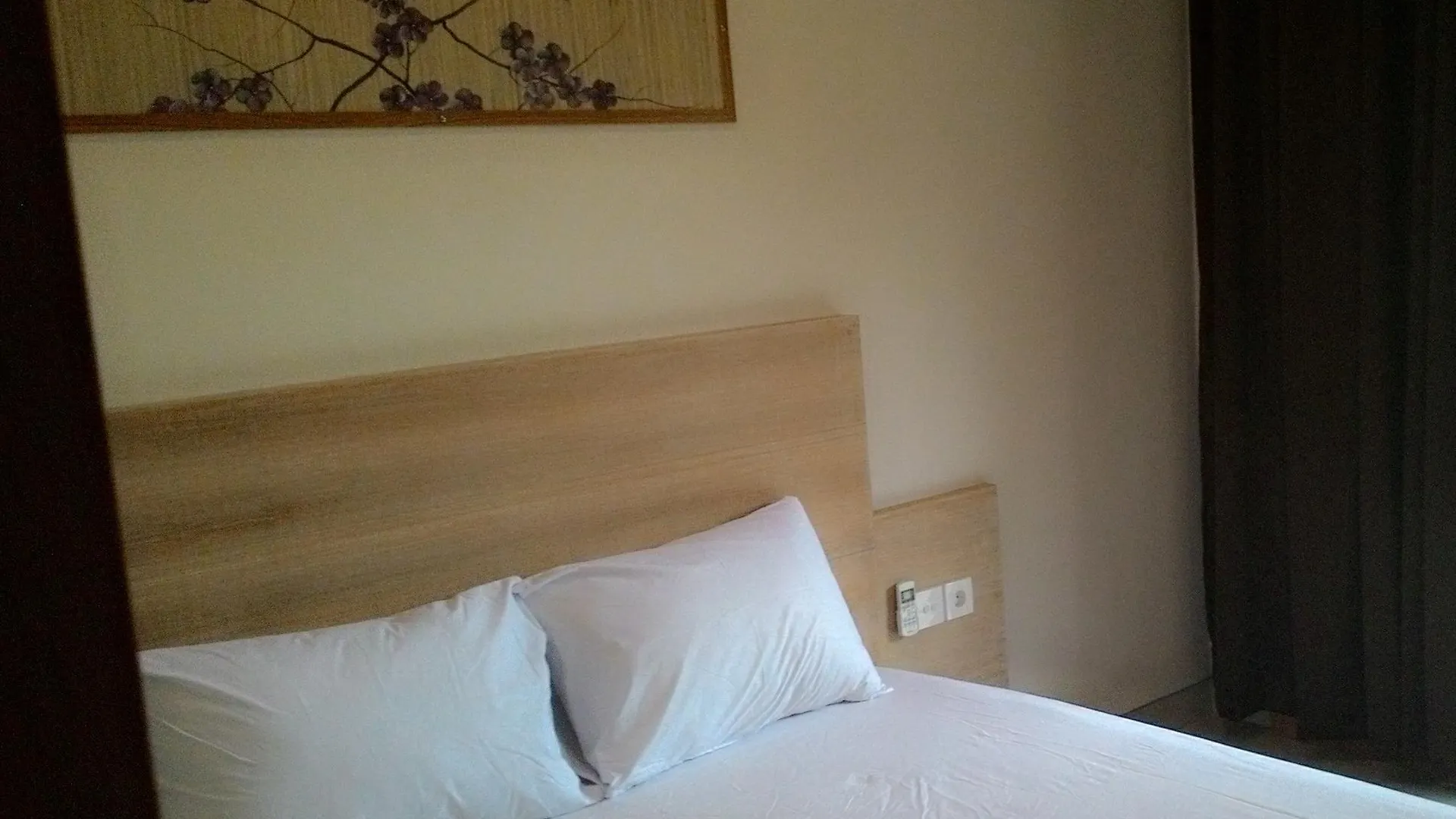Kubu Carik Hotel Legian  Indonesia